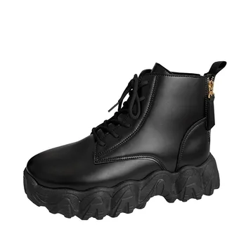 2022 Novi trendi crne muške cipele s debelim potplatima, modni univerzalne gospodo moto čizme, udobne dnevne cipele ravnim cipelama